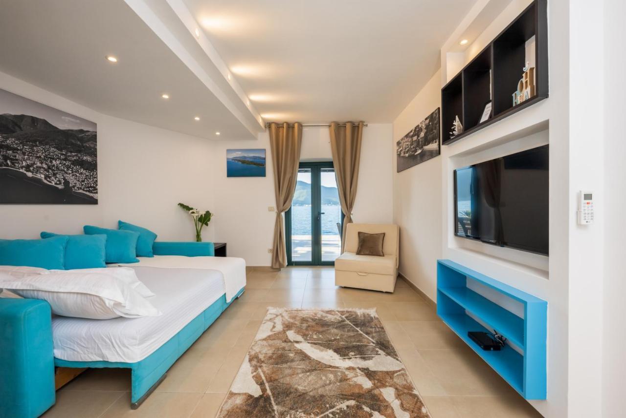 Apartments Ponta Krasici Tivat Exteriör bild
