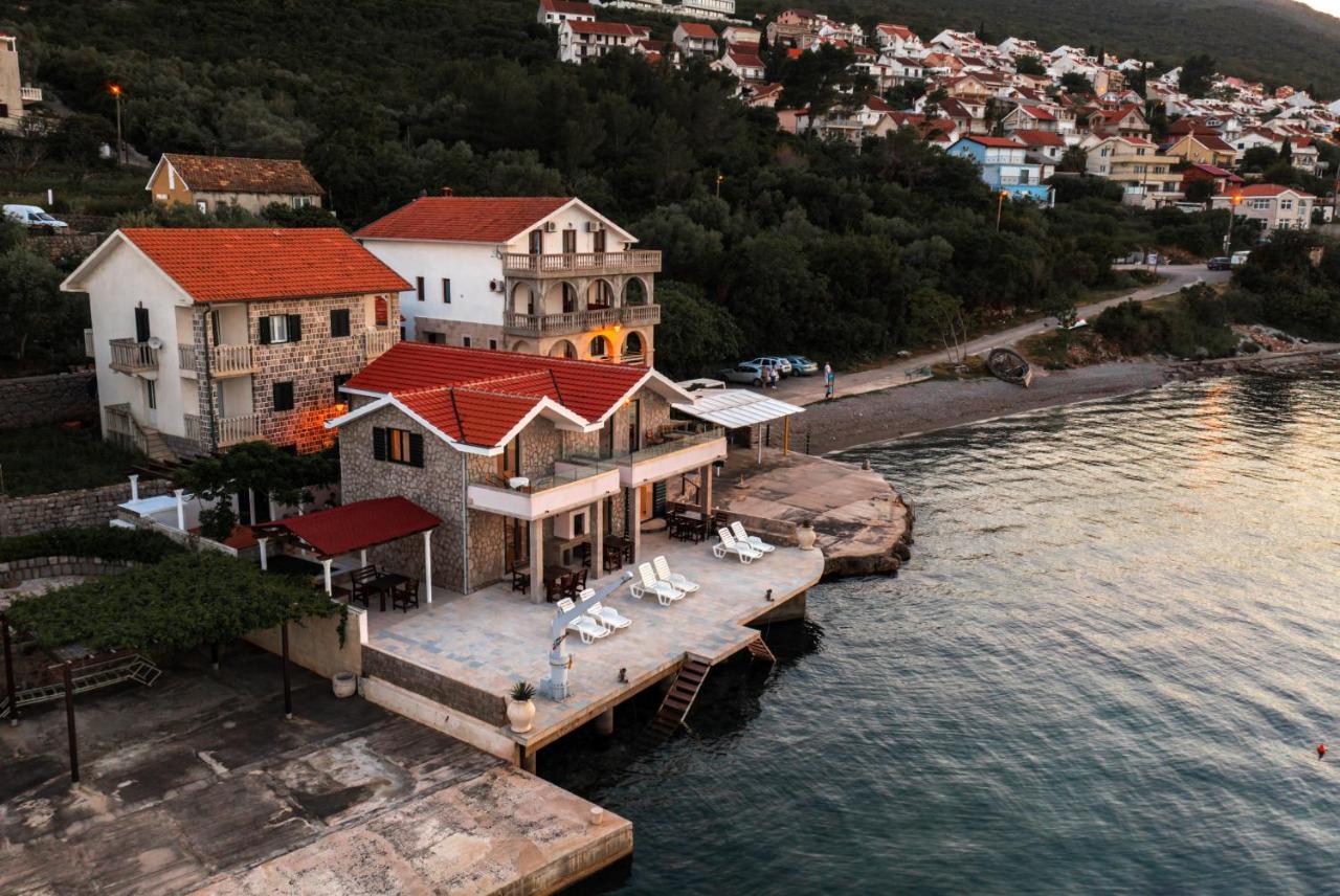 Apartments Ponta Krasici Tivat Exteriör bild