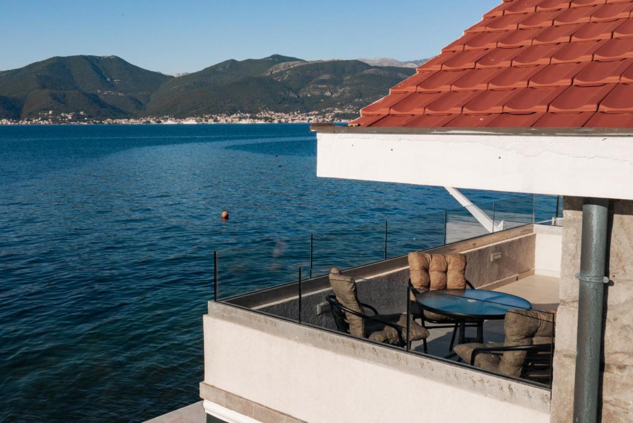 Apartments Ponta Krasici Tivat Exteriör bild