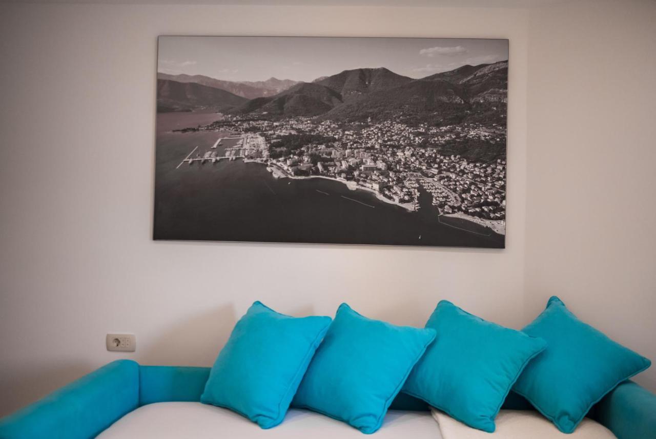 Apartments Ponta Krasici Tivat Exteriör bild
