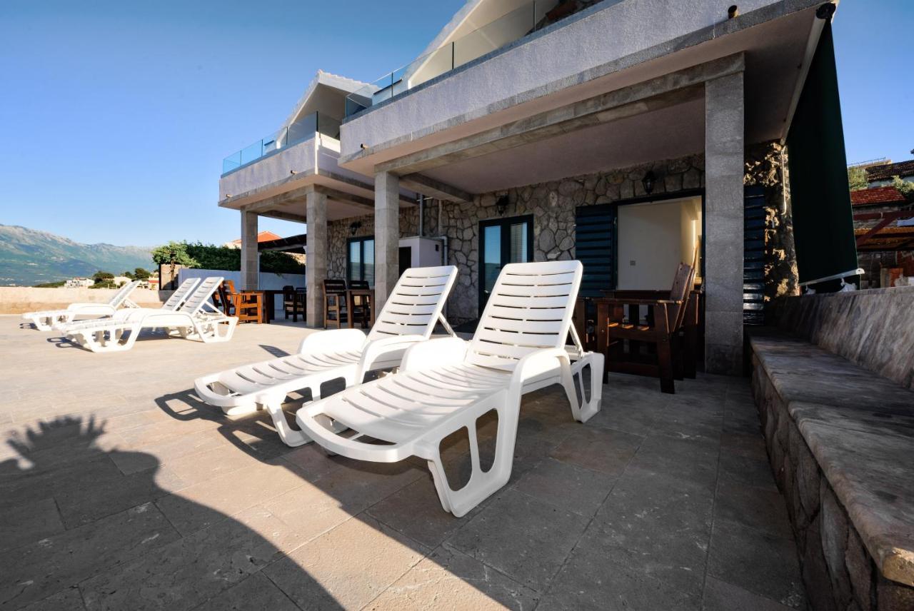 Apartments Ponta Krasici Tivat Exteriör bild