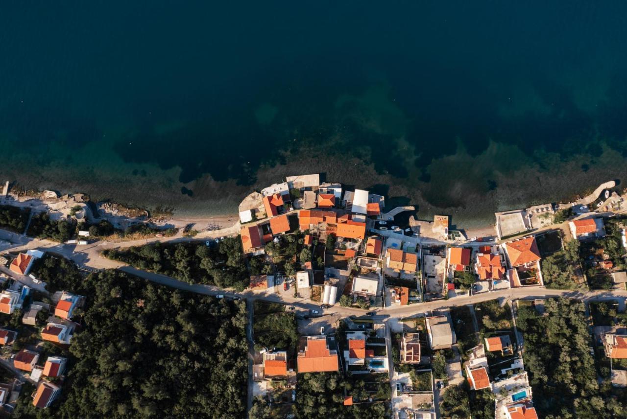 Apartments Ponta Krasici Tivat Exteriör bild